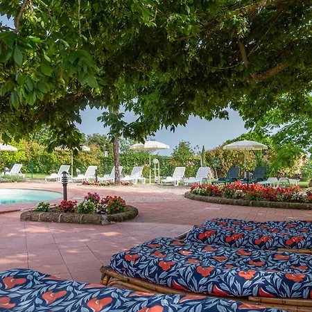 Quaint House In With Shared Pool Holiday home Murlo